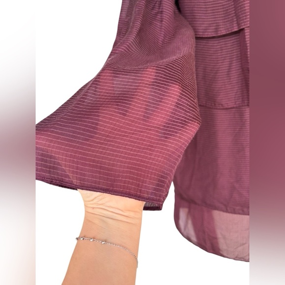 LOA women’s raffle long sleeve burgundy lightweight mini dress size 1 preloved - Picture 4 of 7